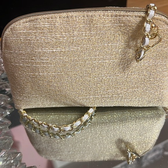 ⭐️⭐️- Dior Holiday 2024 Gold Pouch w- Adjustable Strap Added - Picture 6 of 8
